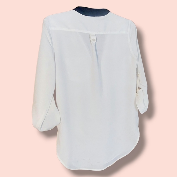 B-Wear | Women's Sheer White Tunic | Size Medium | Front Pocket | Work | - Picture 5 of 6